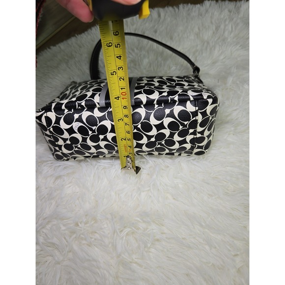 Coach White/Black Signature Leather Baguette‎ - Picture 8 of 8